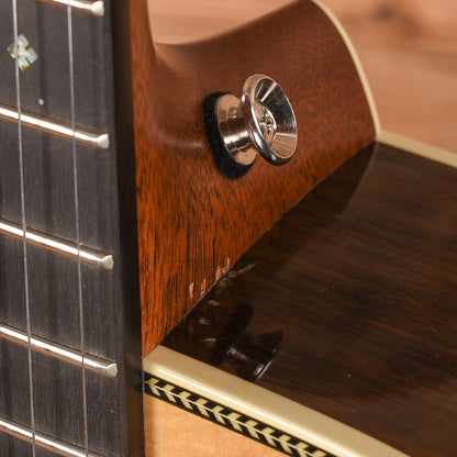Martin Standard Series 00-28 Spruce/East Indian Rosewood Natural Acoustic Guitars