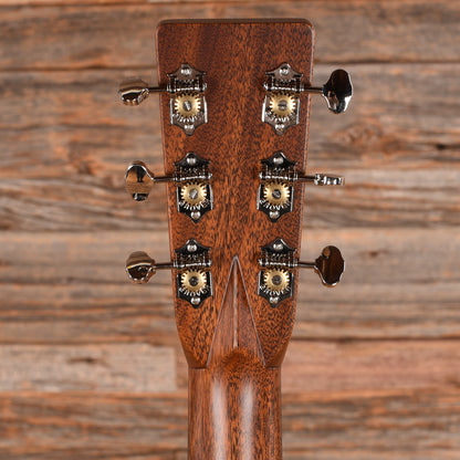 Martin Standard Series 00-28 Spruce/East Indian Rosewood Natural Acoustic Guitars