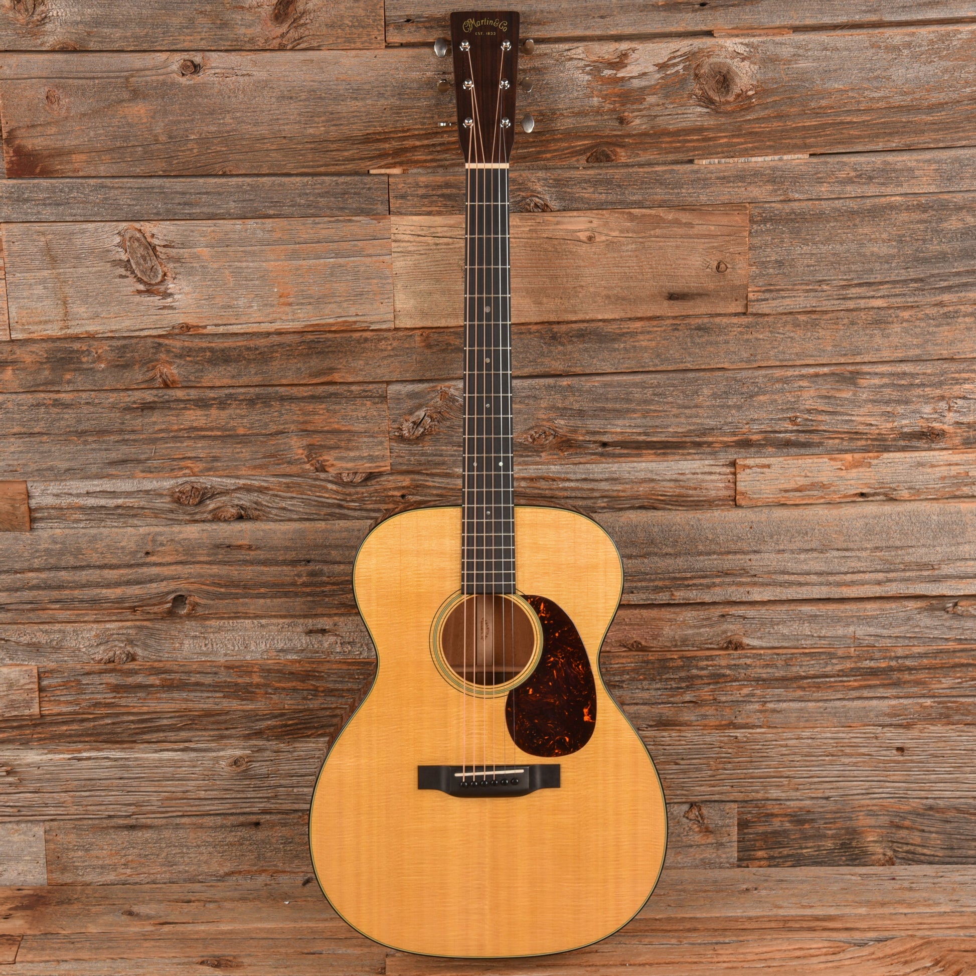 Martin Standard Series 000-18 Natural 2020 Acoustic Guitars