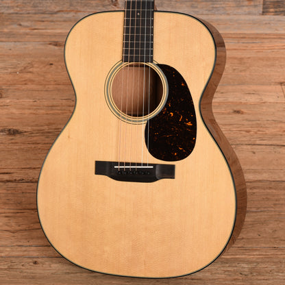 Martin Standard Series 000-18 Natural 2026 Acoustic Guitars