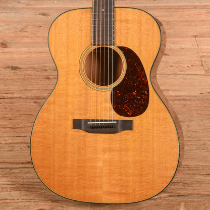 Martin Standard Series 000-18 Natural Acoustic Guitars