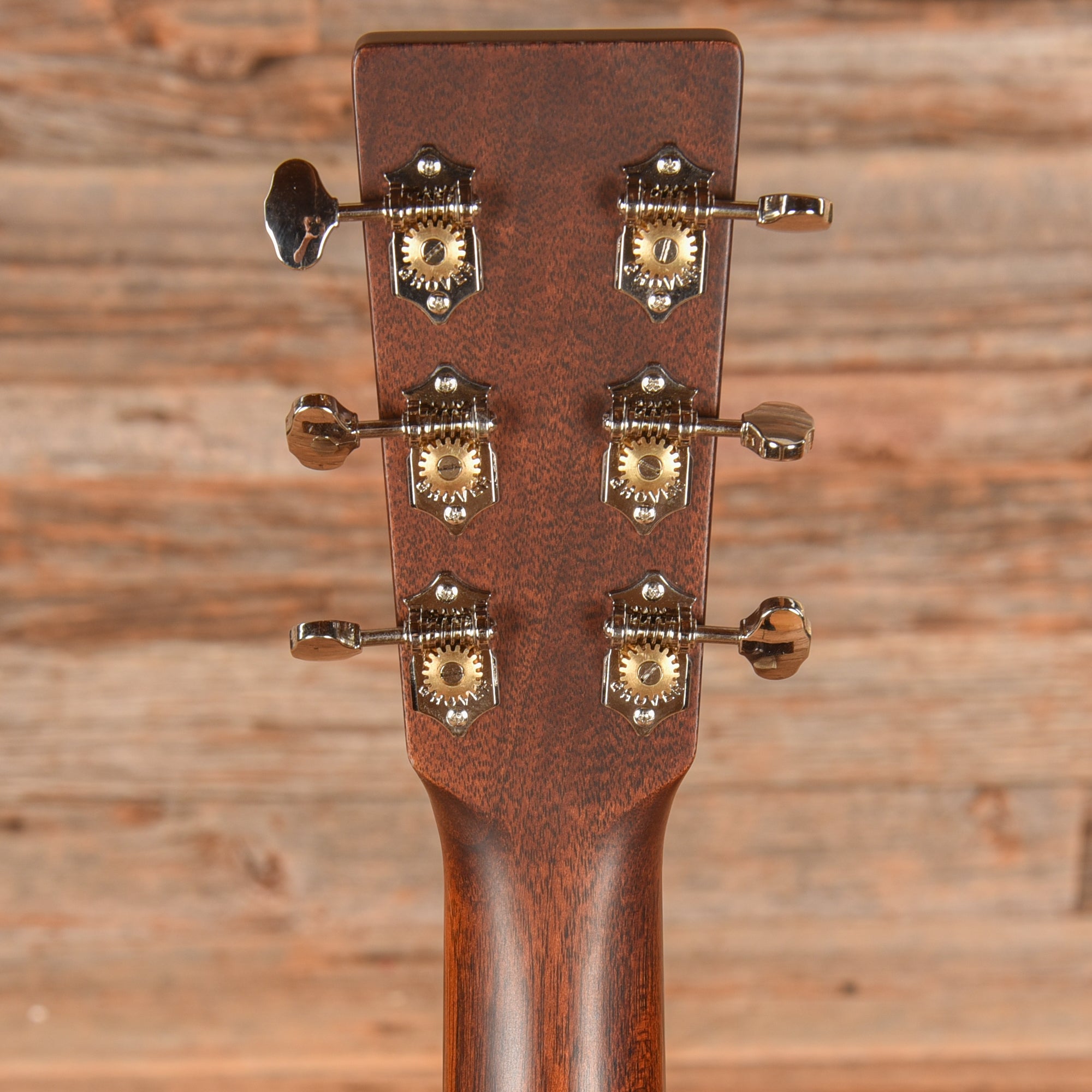 Martin Standard Series 000-18 Natural Acoustic Guitars