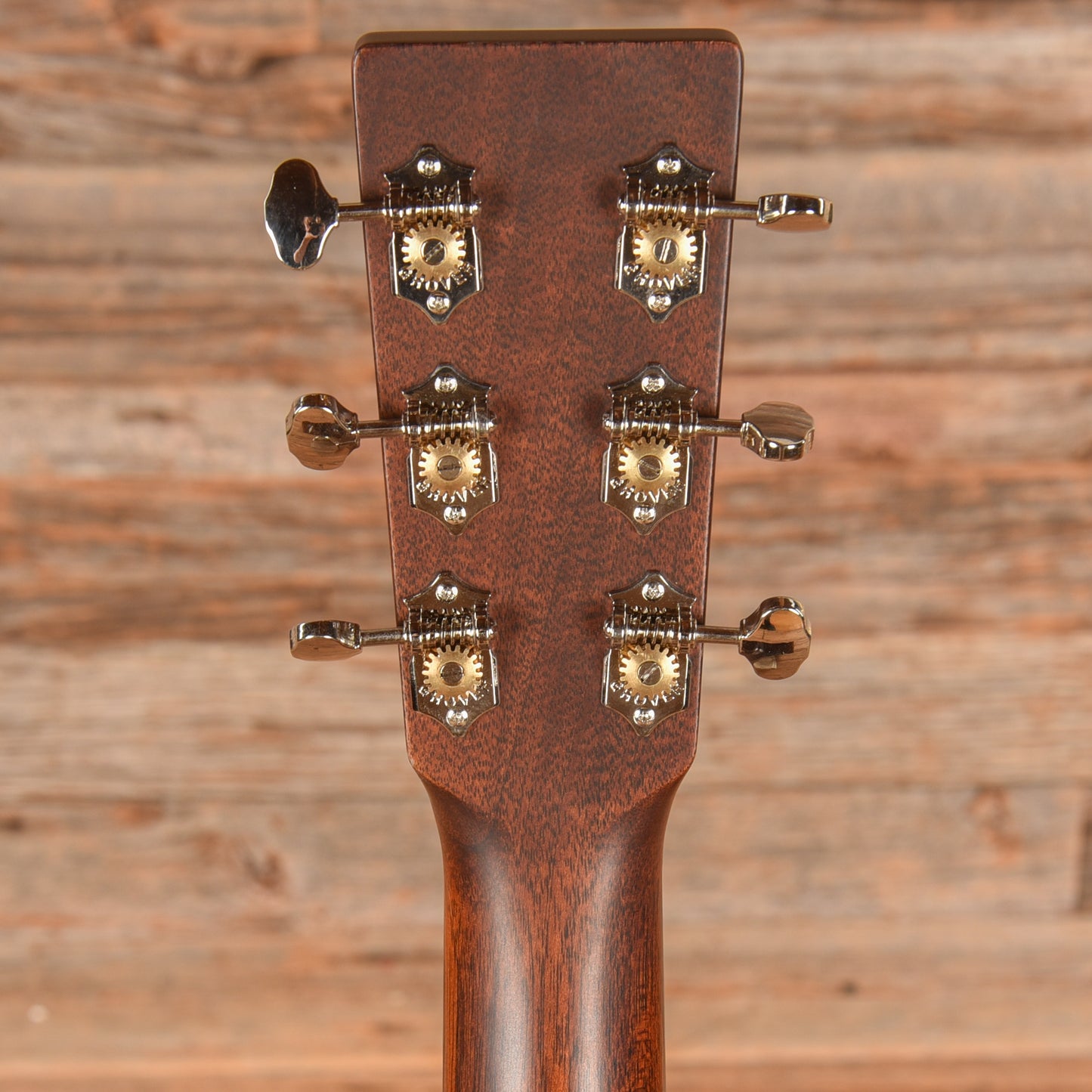 Martin Standard Series 000-18 Natural Acoustic Guitars