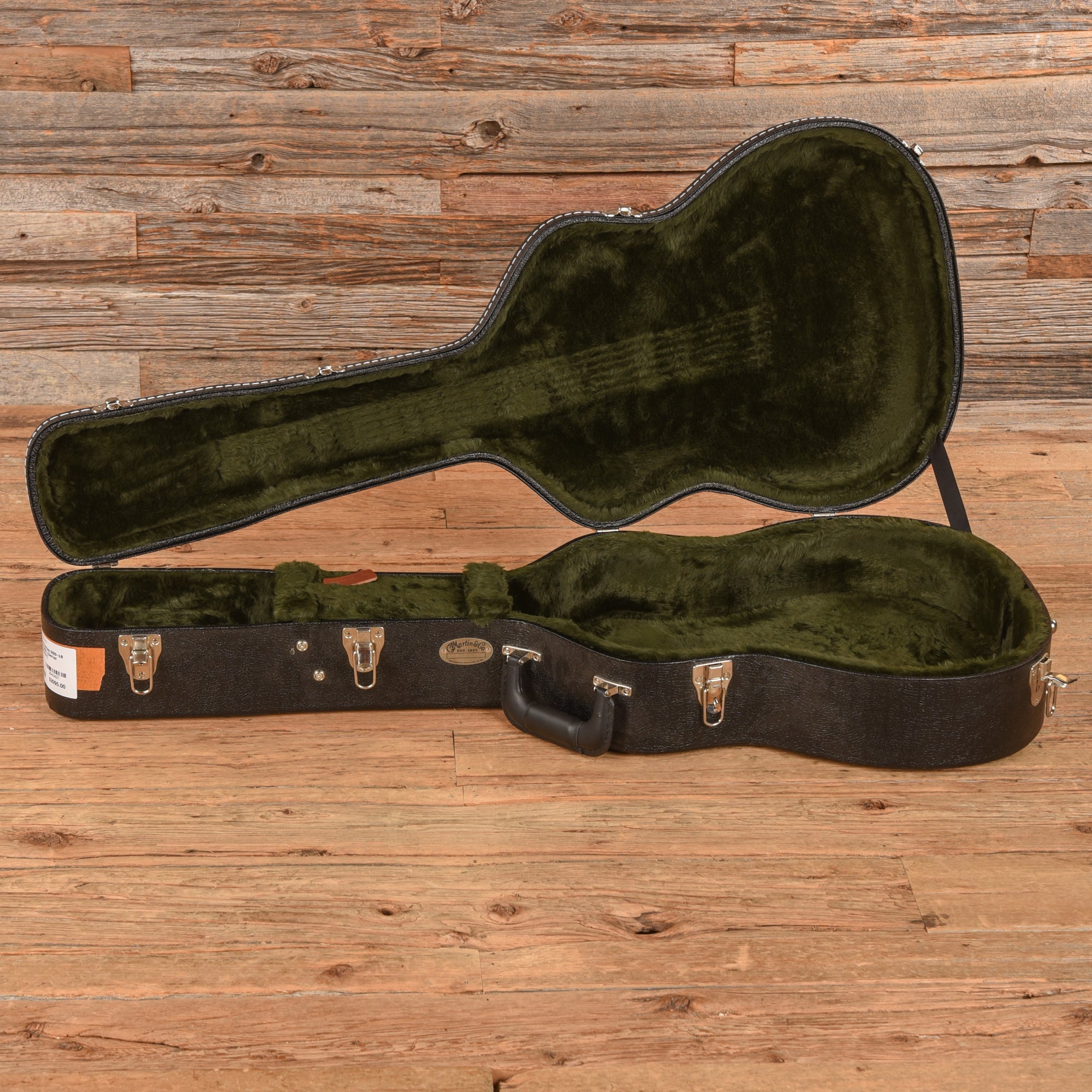 Martin Standard Series 000-18 Natural Acoustic Guitars
