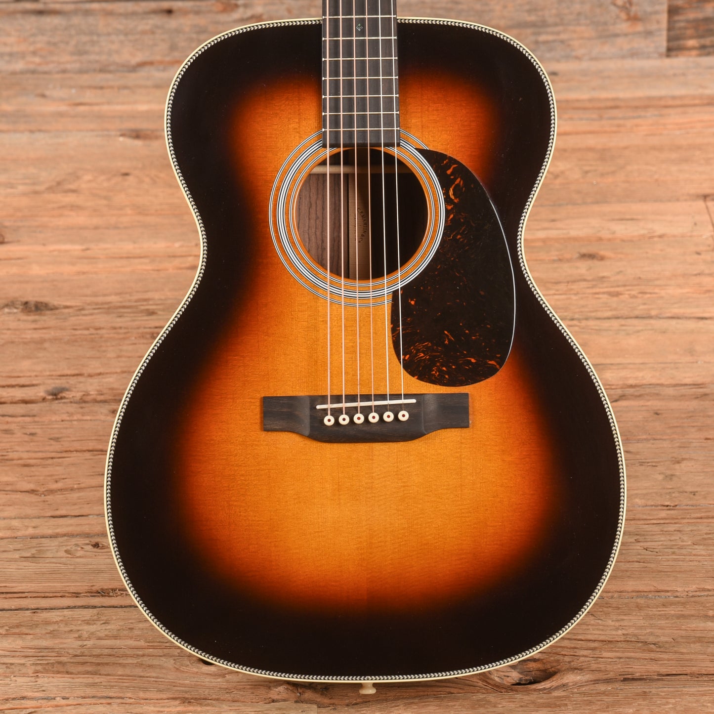 Martin Standard Series 000-28 Sunburst 2024 Acoustic Guitars