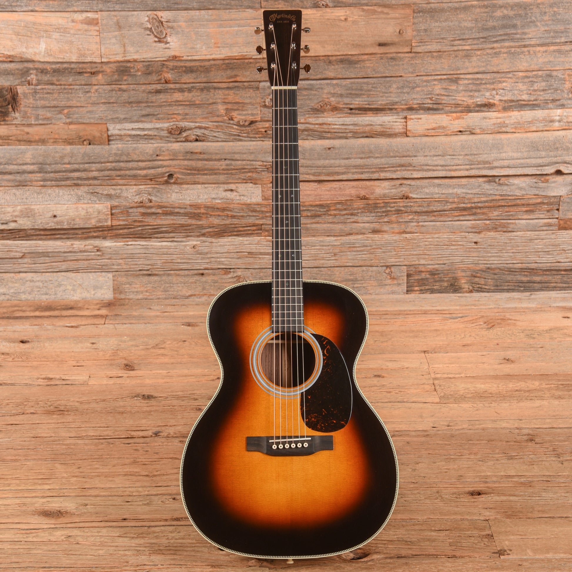 Martin Standard Series 000-28 Sunburst 2024 Acoustic Guitars