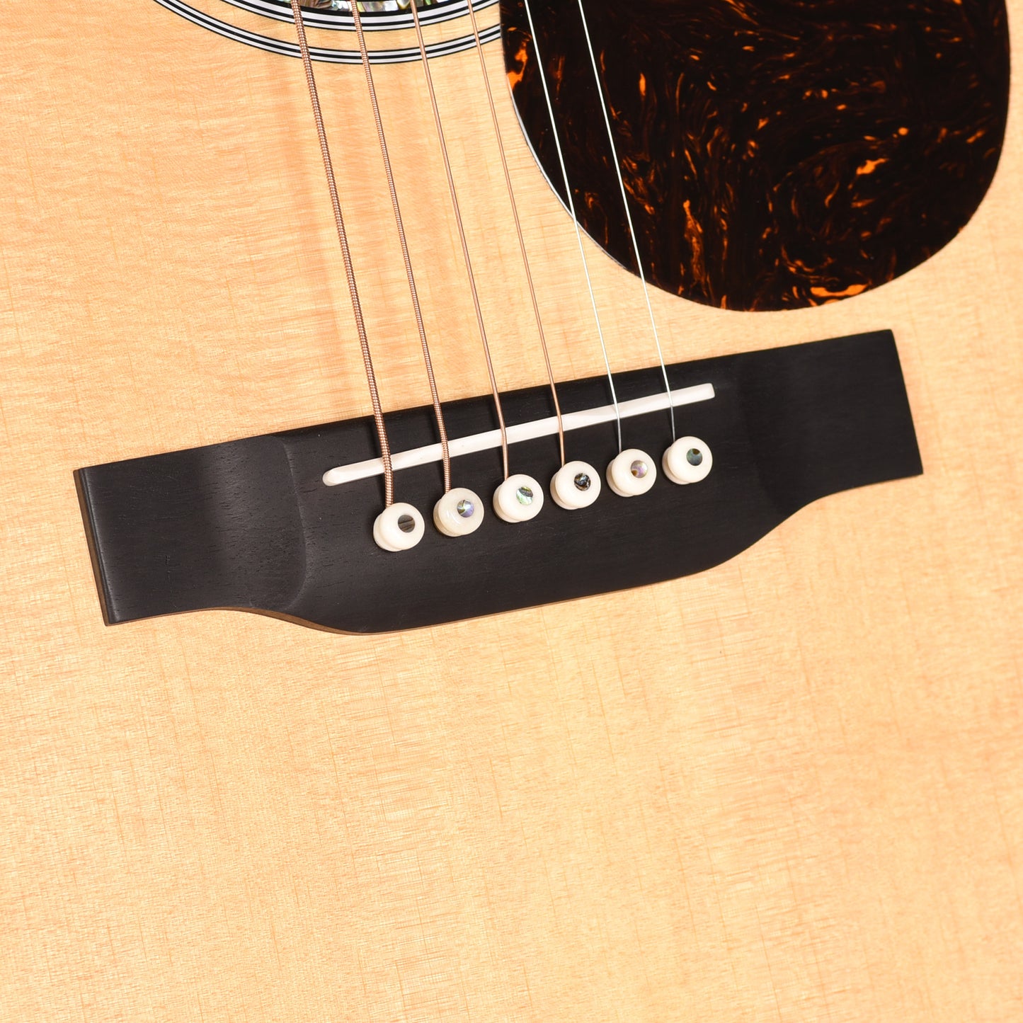Martin Standard Series 000-42 Spruce/East Indian Rosewood Natural Acoustic Guitars