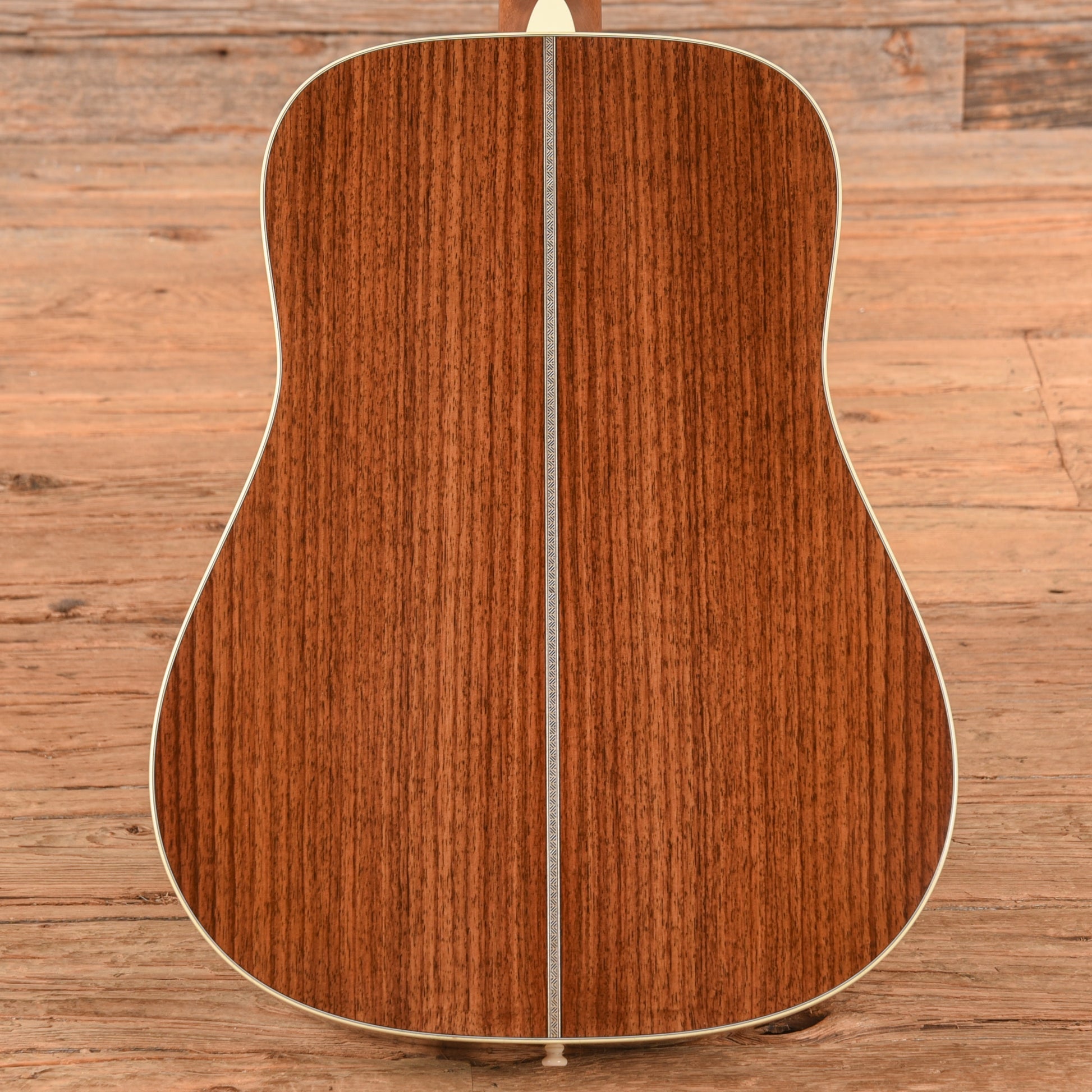 Martin Standard Series HD-28 Ambertone 2025 Acoustic Guitars