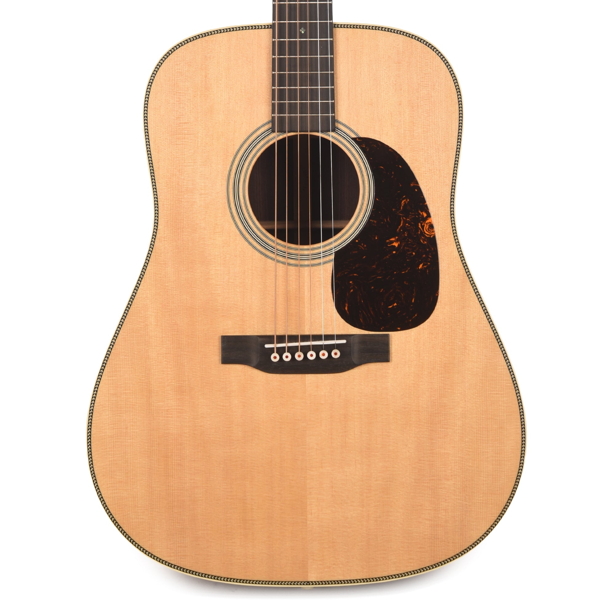 Martin Standard Series HD-28 Spruce/East Indian Rosewood Natural Acoustic Guitars