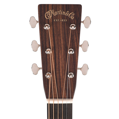 Martin Standard Series HD-28 Spruce/East Indian Rosewood Natural Acoustic Guitars