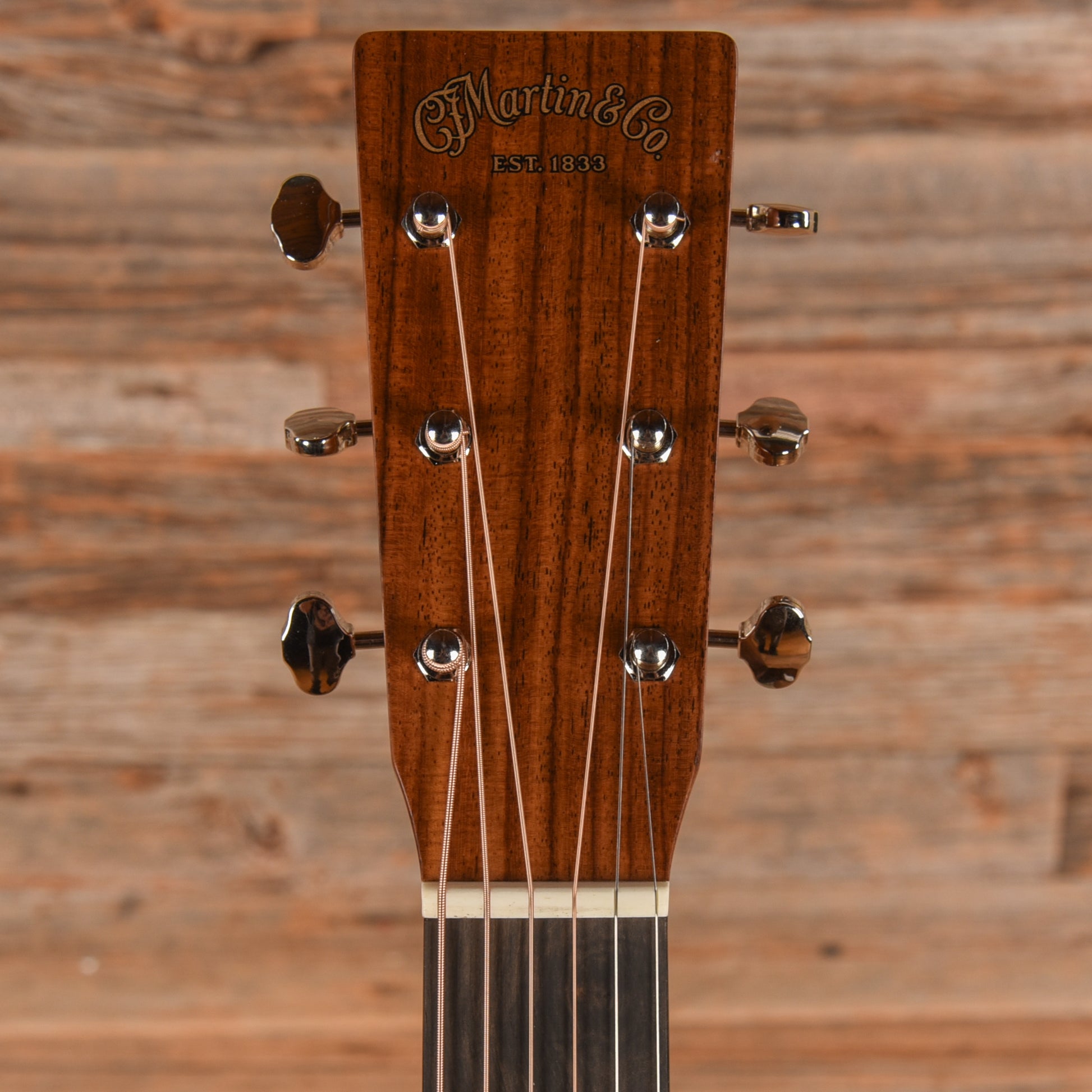 Martin Standard Series OM-21 Sunburst 2024 Acoustic Guitars