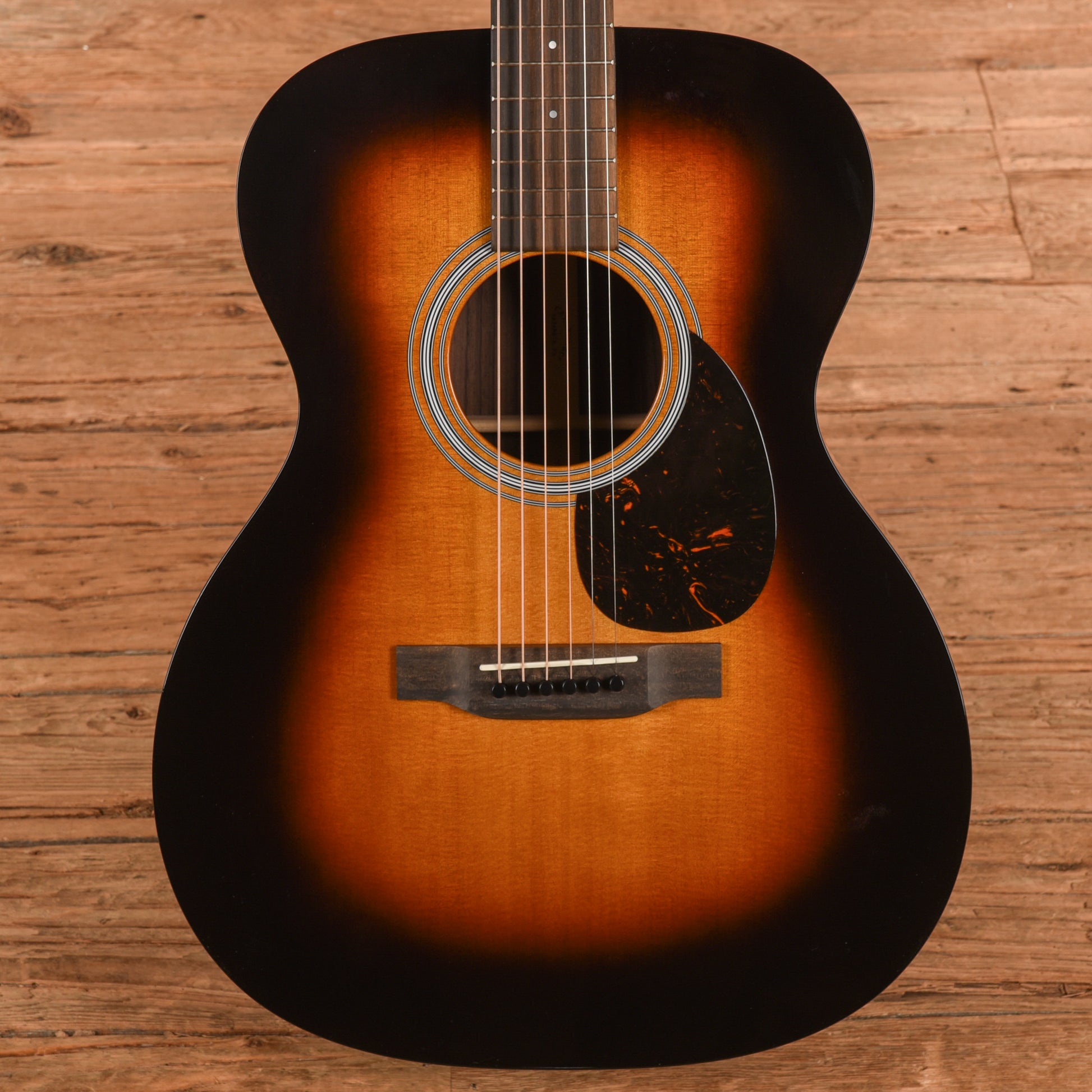 Martin Standard Series OM-21 Sunburst 2024 Acoustic Guitars