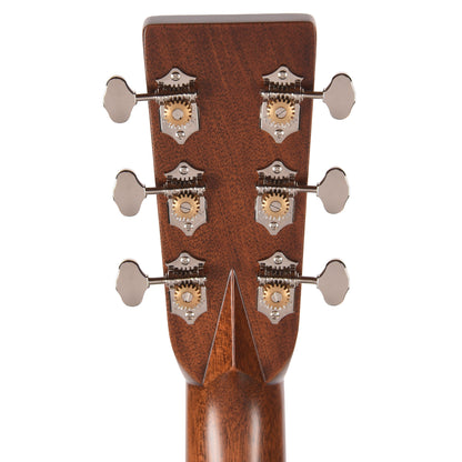 Martin Standard Series Super HD-28 Spruce/East Indian Rosewood Aging Toner Acoustic Guitars