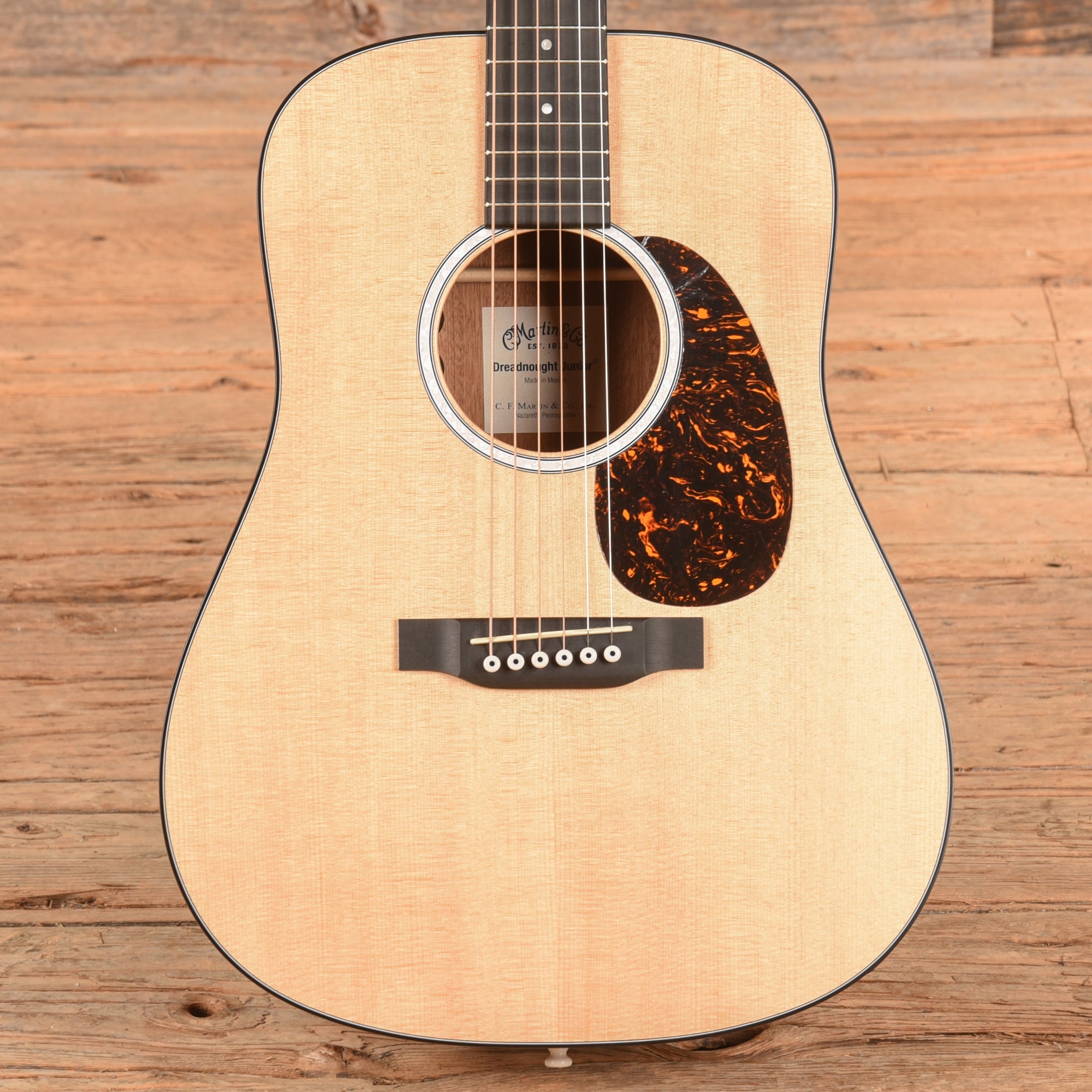 Martin DJR-10E Dreadnought Junior Natural – Chicago Music Exchange