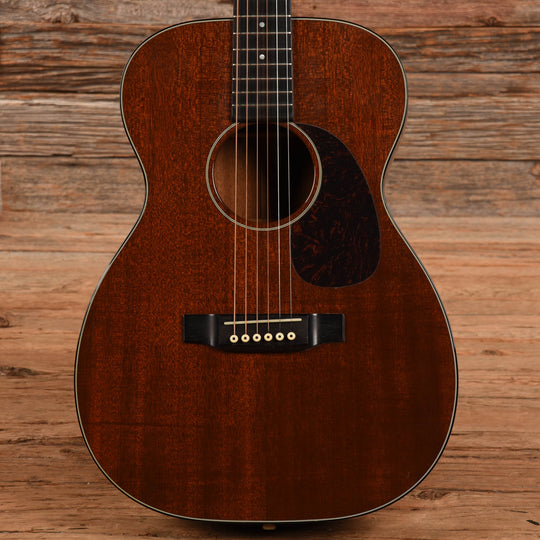 Martin 00-17 Natural Acoustic Guitars / OM and Auditorium