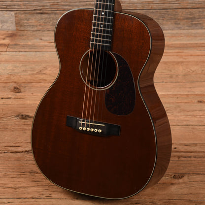Martin 00-17 Natural Acoustic Guitars / OM and Auditorium