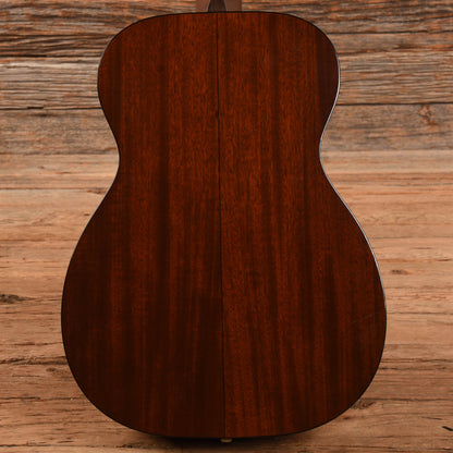 Martin 00-17 Natural Acoustic Guitars / OM and Auditorium