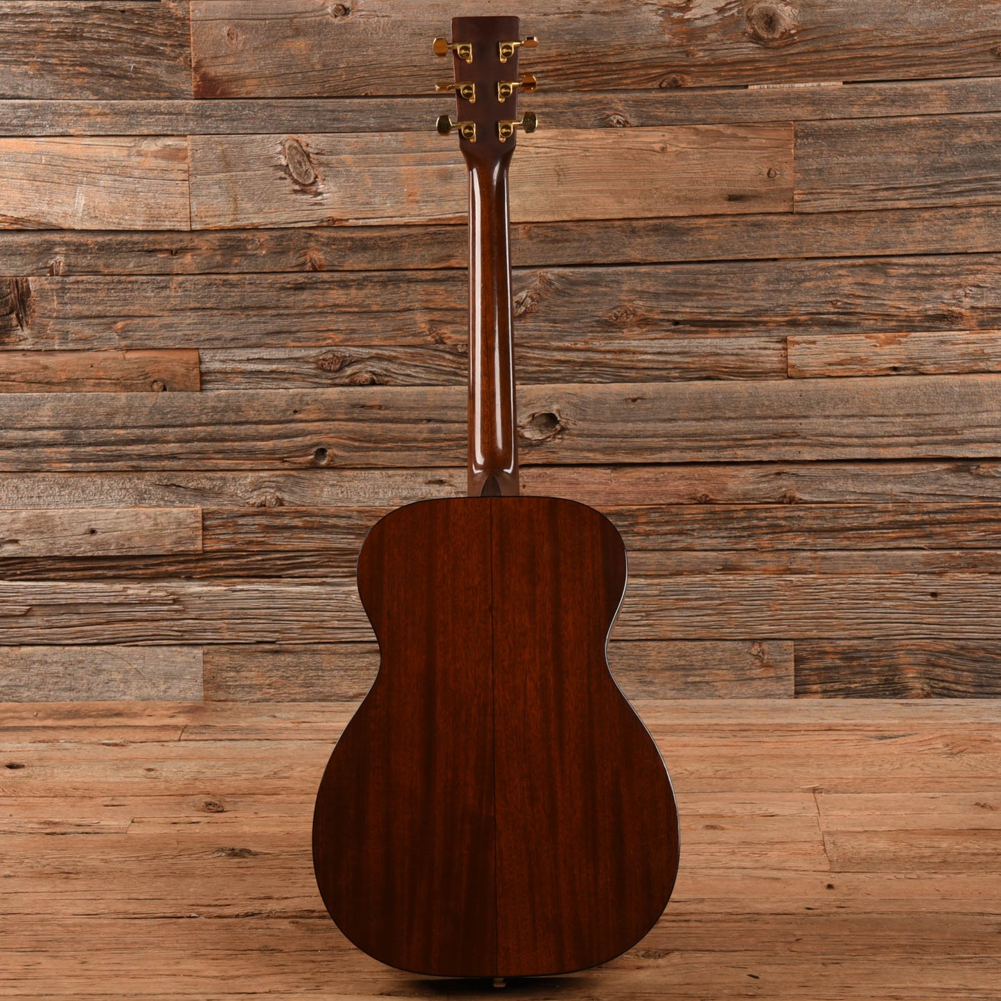 Martin 00-17 Natural Acoustic Guitars / OM and Auditorium