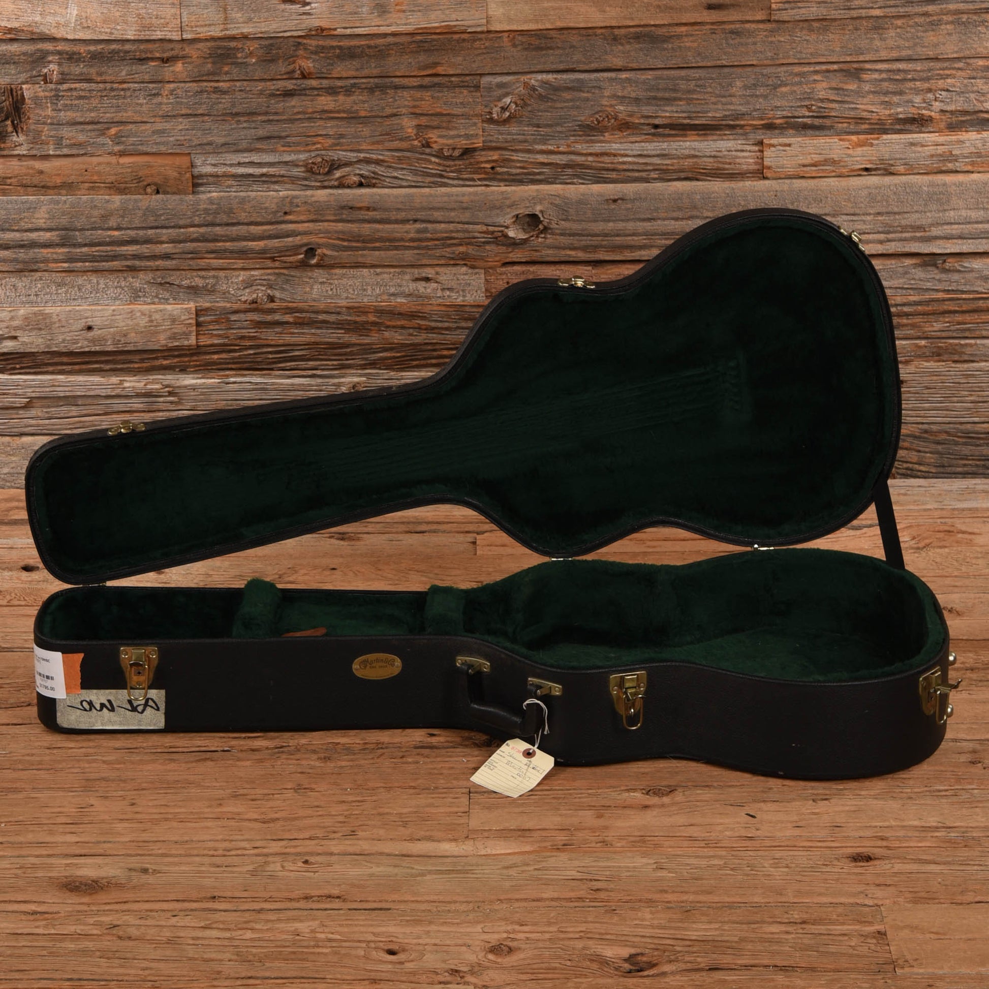 Martin 00-17 Natural Acoustic Guitars / OM and Auditorium