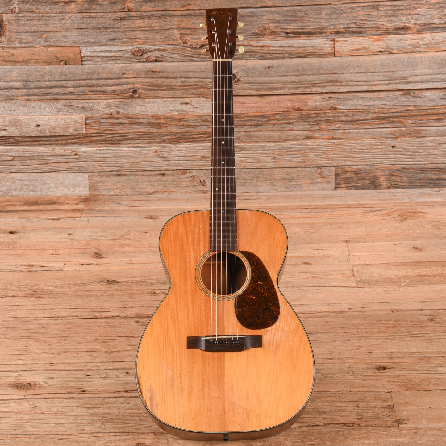Martin 00-18 Natural 1943 Acoustic Guitars / OM and Auditorium