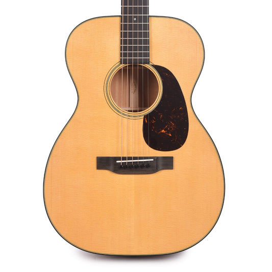 Martin 00-18 Sitka Spruce/Mahogany Acoustic Guitars / OM and Auditorium