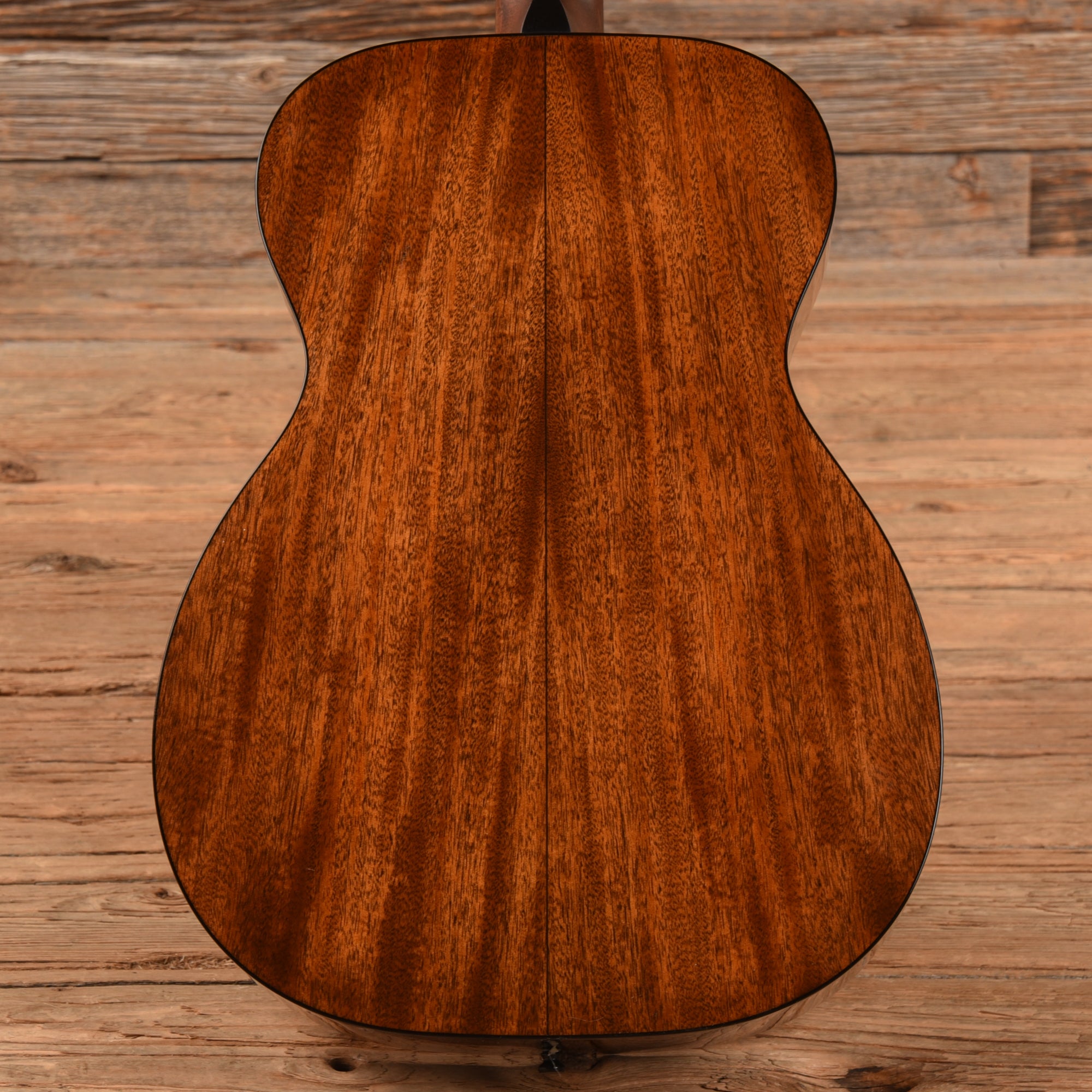 Martin 00-18 Sitka Spruce/Mahogany Acoustic Guitars / OM and Auditorium