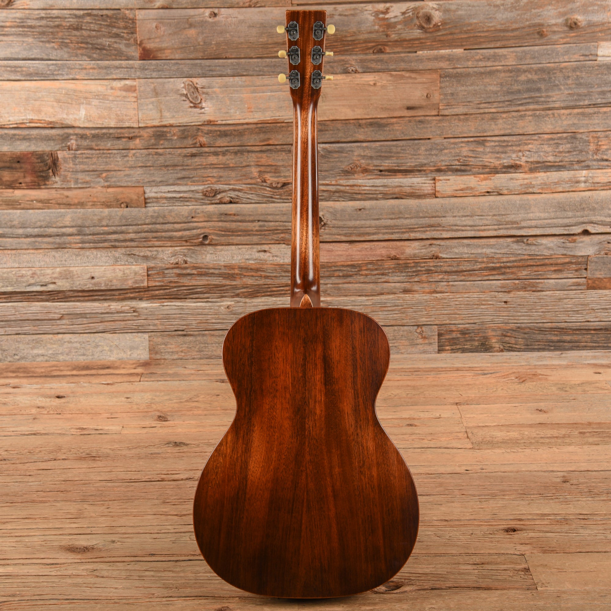 Martin 000-15M Streetmaster Sunburst Acoustic Guitars / OM and Auditorium