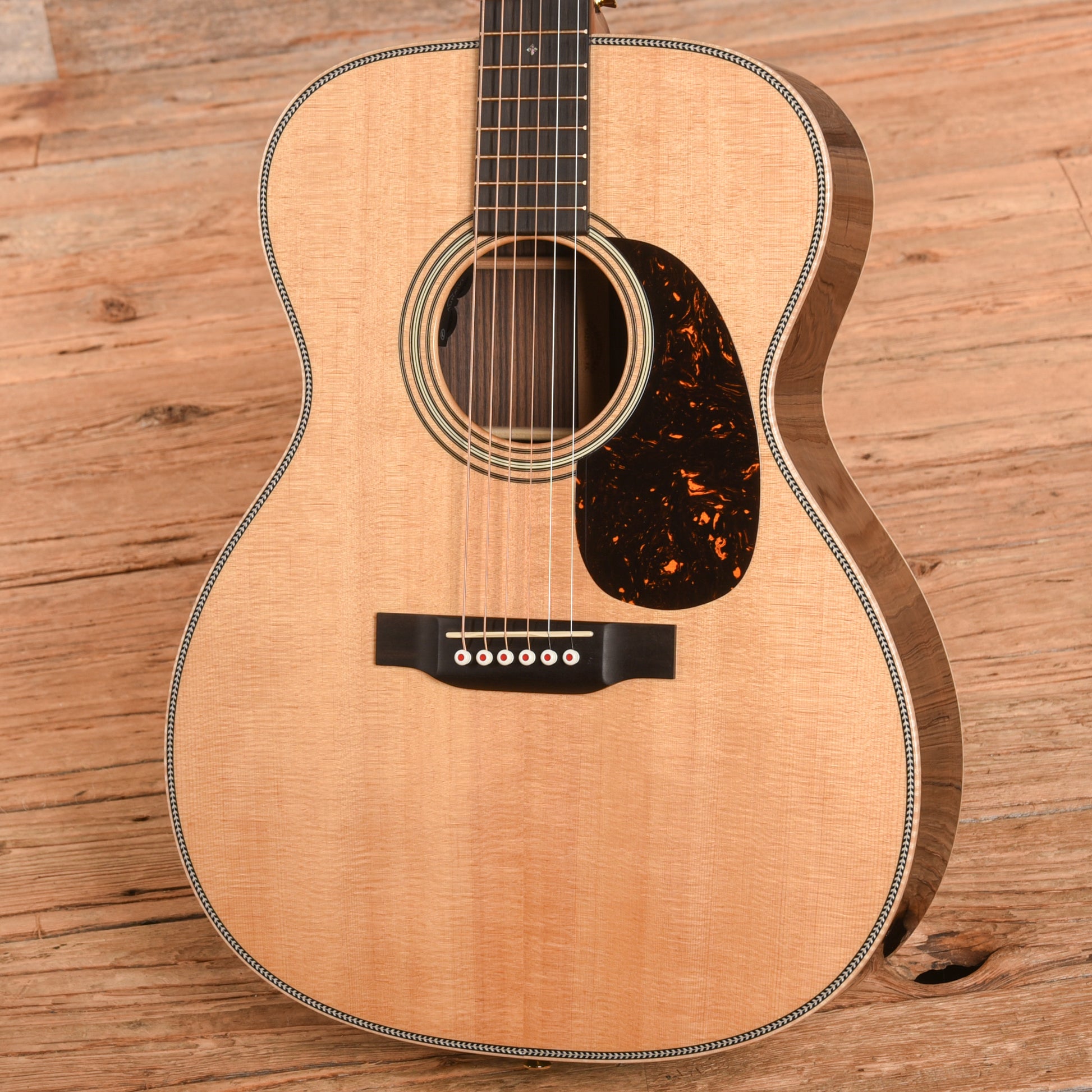 Martin 000-28 Modern Deluxe Sitka Spruce / Rosewood OM Natural Acoustic Guitars / OM and Auditorium