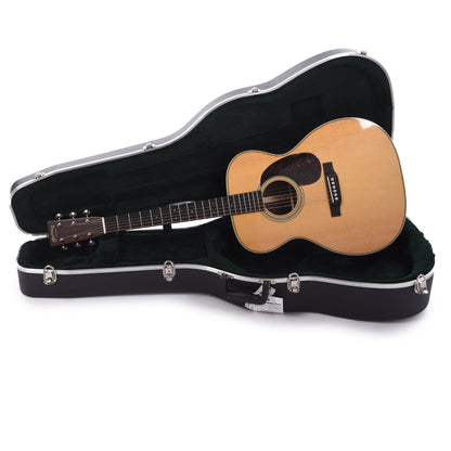 Martin 000-28 Natural Acoustic Guitars / OM and Auditorium