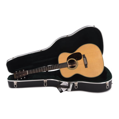 Martin 000-28 Natural Acoustic Guitars / OM and Auditorium