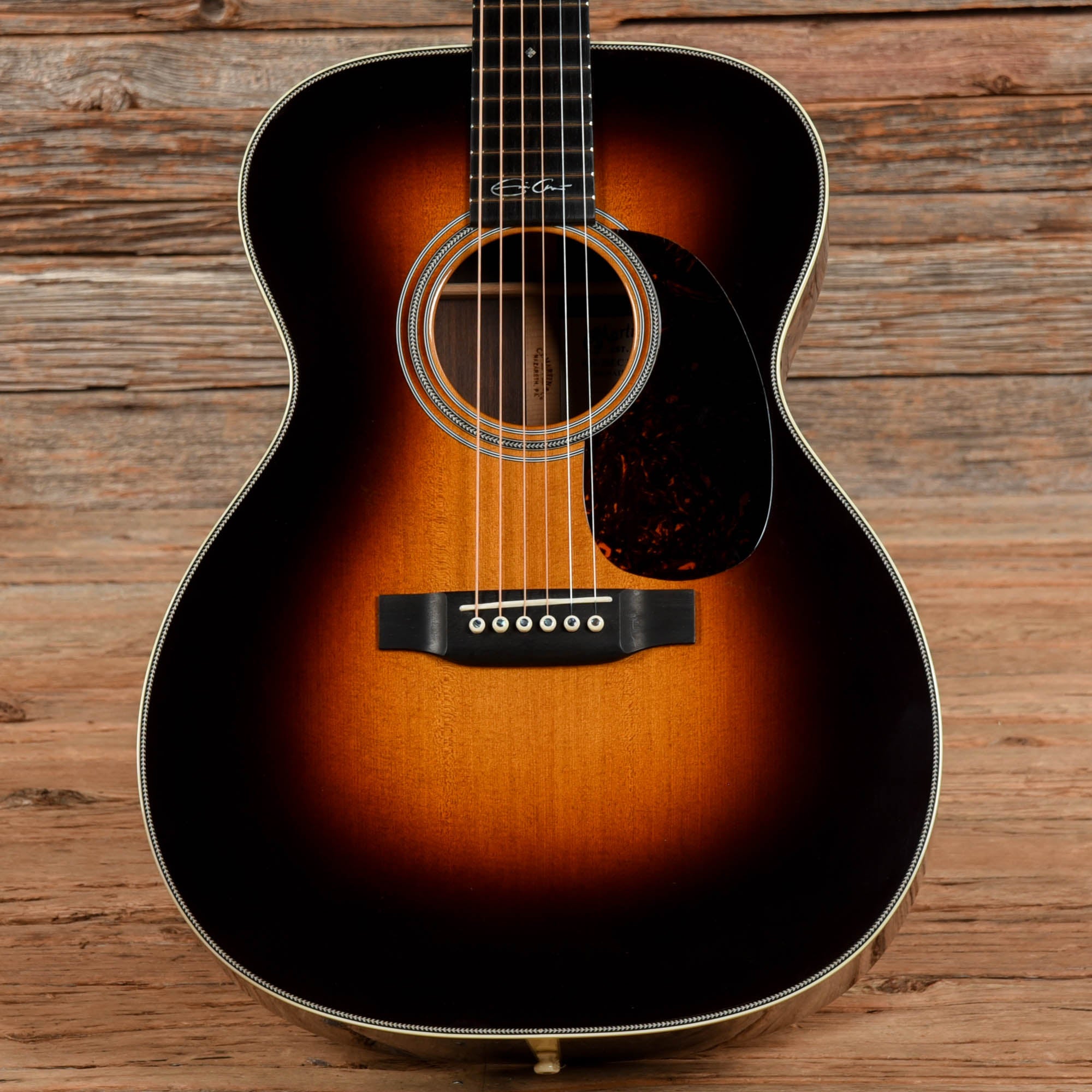 Martin 000-28EC Eric Clapton Sunburst 2015 Acoustic Guitars / OM and Auditorium