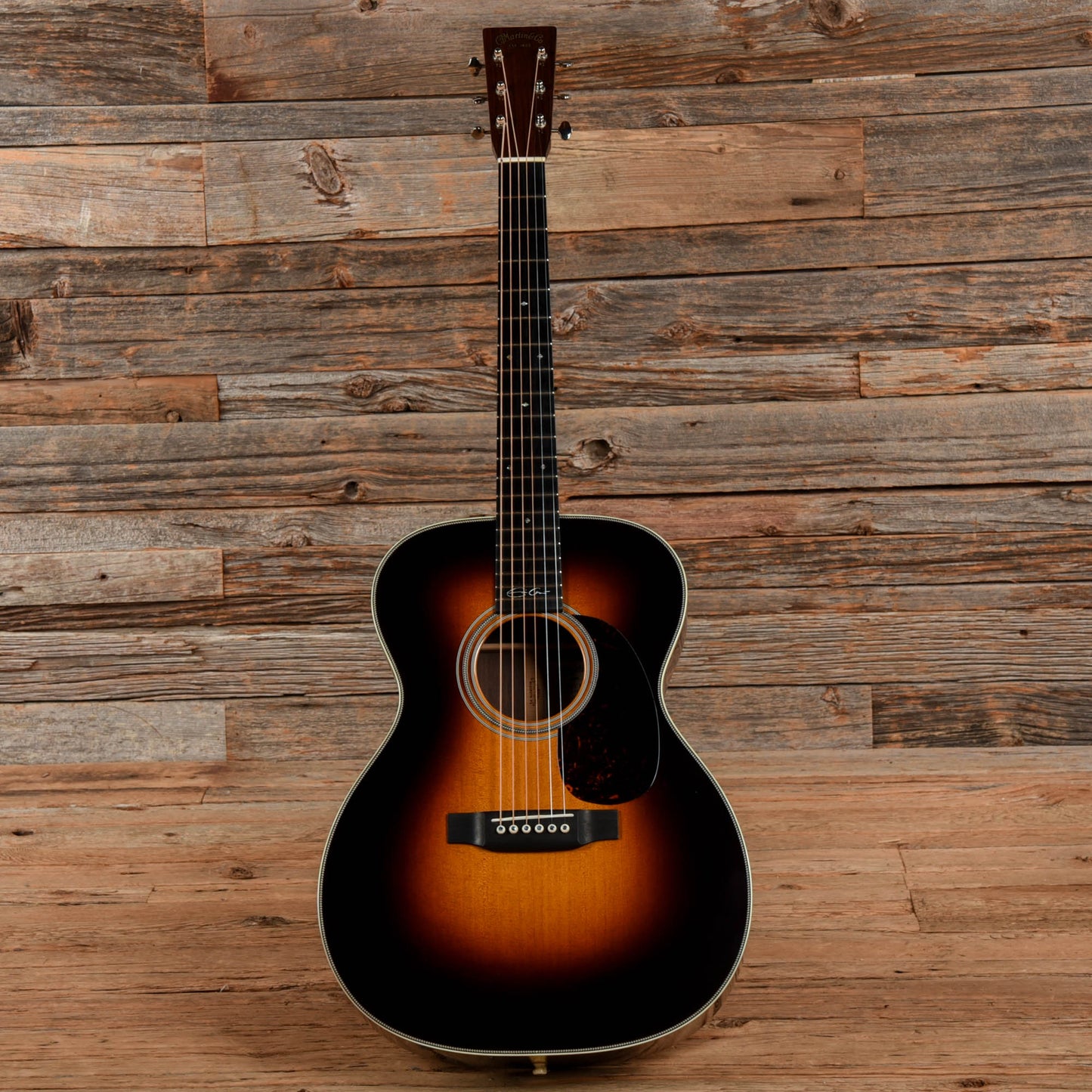 Martin 000-28EC Eric Clapton Sunburst 2015 Acoustic Guitars / OM and Auditorium