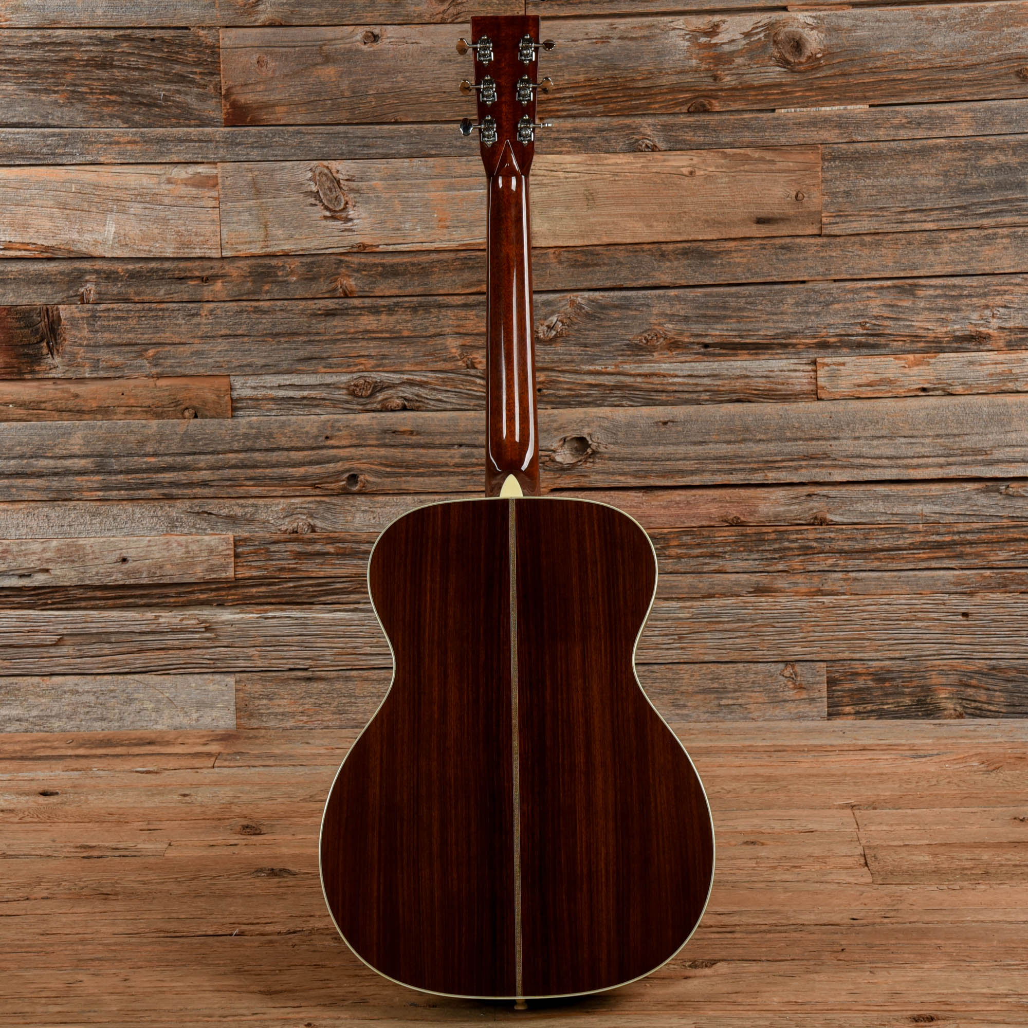 Martin 000-28EC Eric Clapton Sunburst 2015 Acoustic Guitars / OM and Auditorium