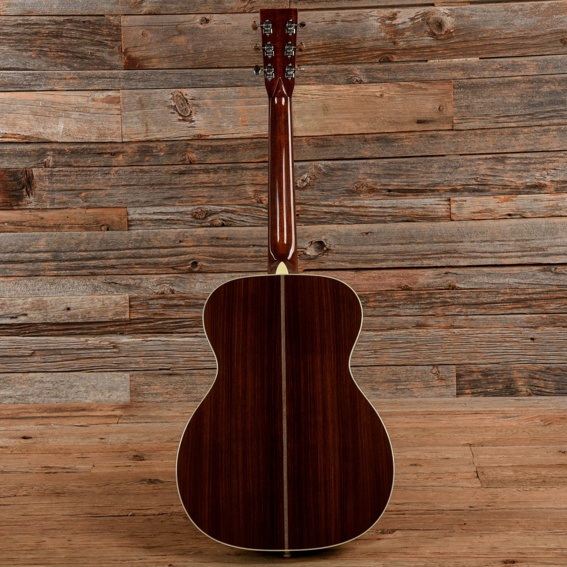 Martin 000-28EC Eric Clapton Sunburst 2015 Acoustic Guitars / OM and Auditorium