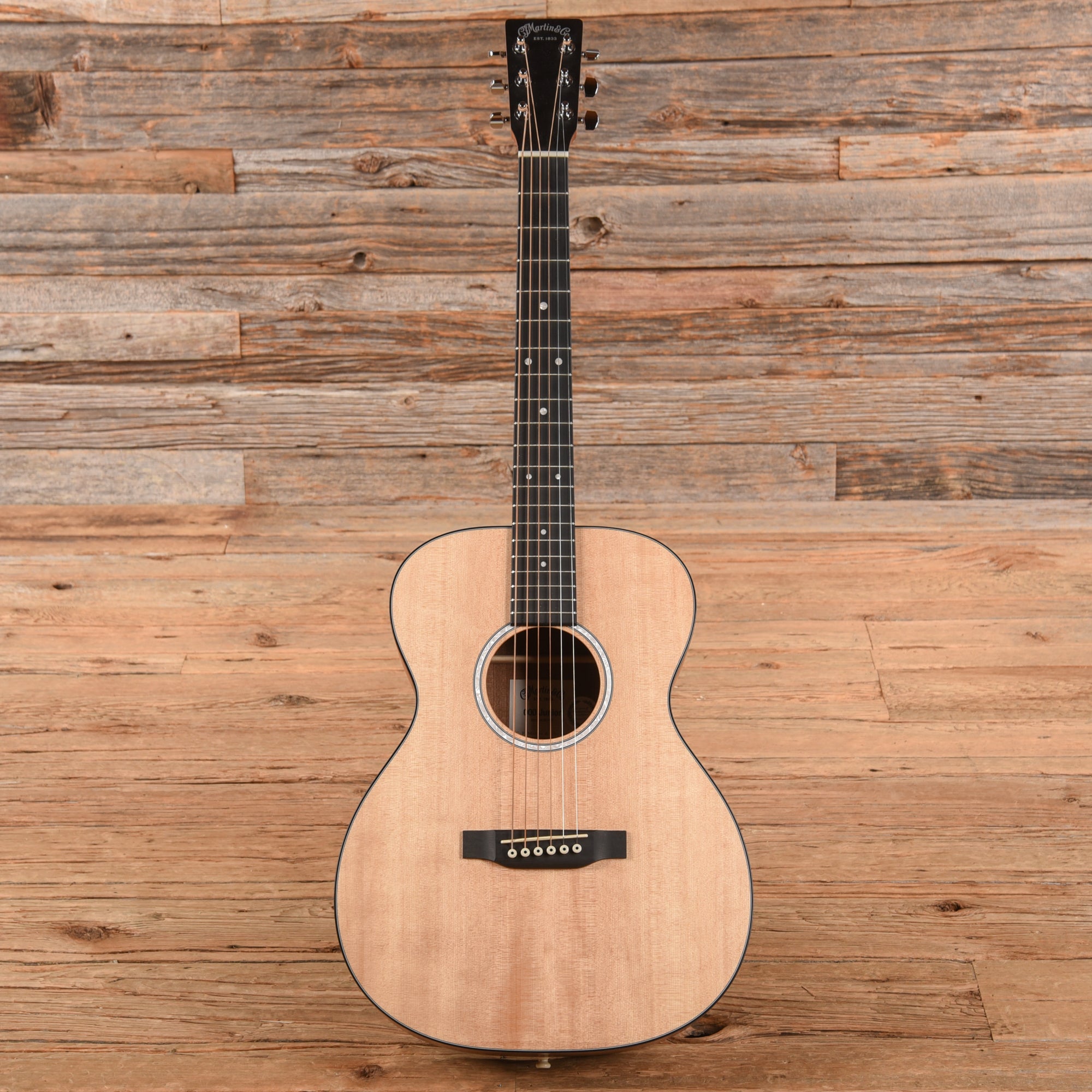 Martin 000 Jr-10 Natural 2024 Acoustic Guitars / OM and Auditorium