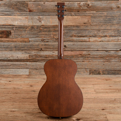 Martin 000M Natural Acoustic Guitars / OM and Auditorium