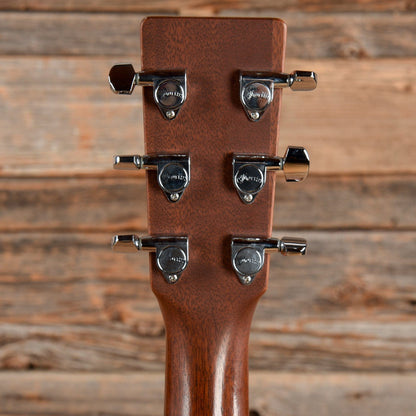 Martin 000M Natural Acoustic Guitars / OM and Auditorium