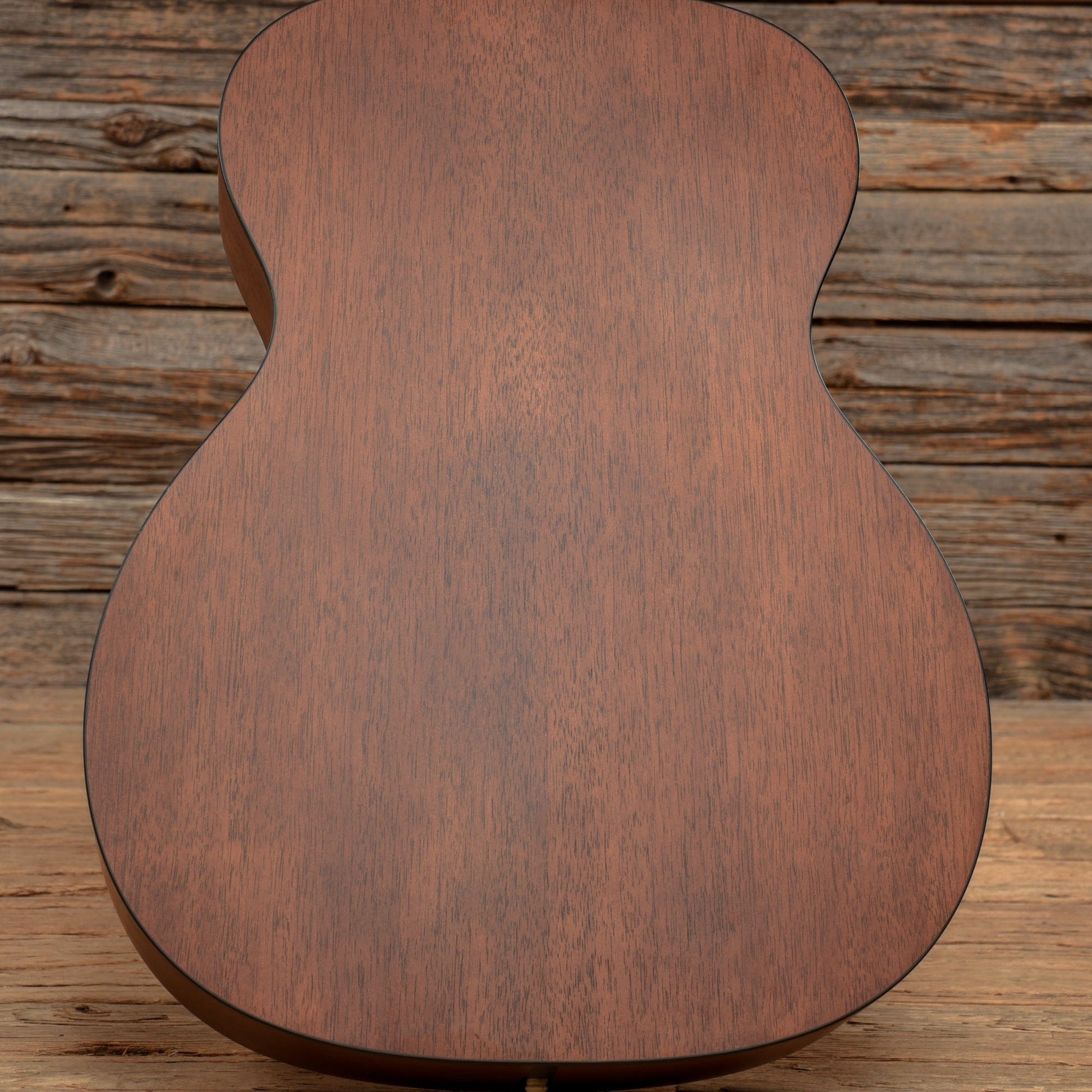 Martin 000M Natural Acoustic Guitars / OM and Auditorium