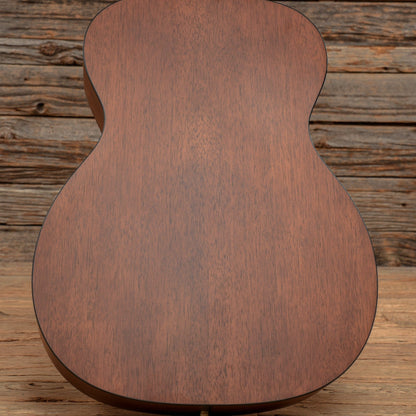 Martin 000M Natural Acoustic Guitars / OM and Auditorium