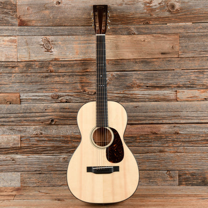 Martin Custom 0-18 Natural 2023 Acoustic Guitars / OM and Auditorium