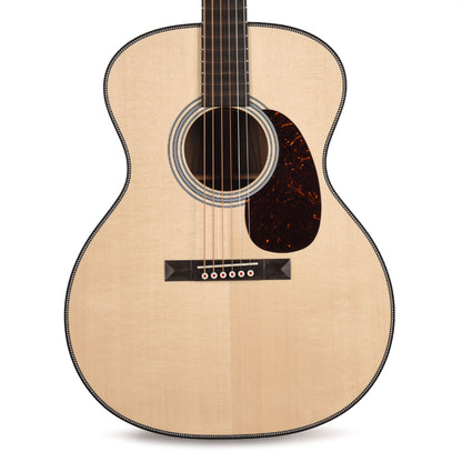 Martin Custom Shop GP-28 Style Grand Performance Engelmann Spruce/Wild Grain East Indian Rosewood Natural Acoustic Guitars / OM and Auditorium