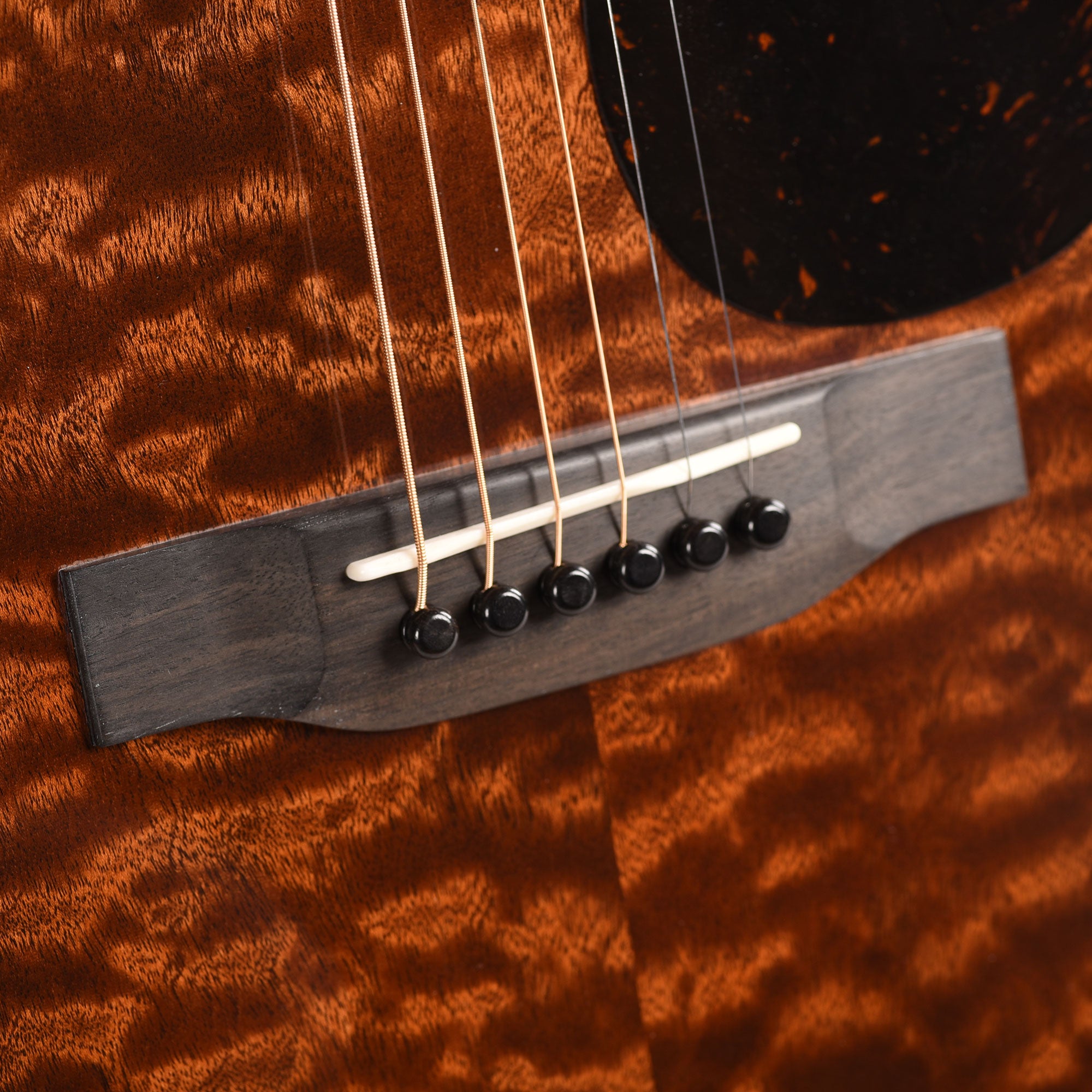 Martin Custom Shop OM-18 Style Auditorium Quilted Pommele Sapele/Quilted Pommele Sapele Natural Acoustic Guitars / OM and Auditorium