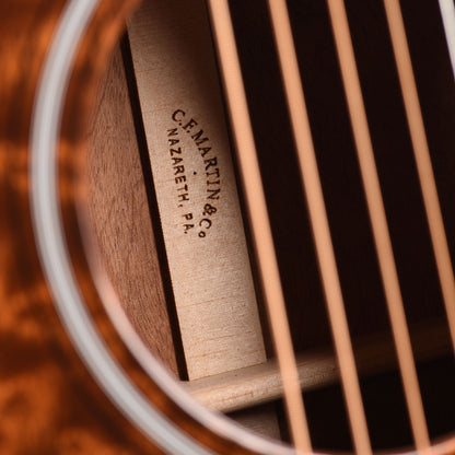 Martin Custom Shop OM-18 Style Auditorium Quilted Pommele Sapele/Quilted Pommele Sapele Natural Acoustic Guitars / OM and Auditorium