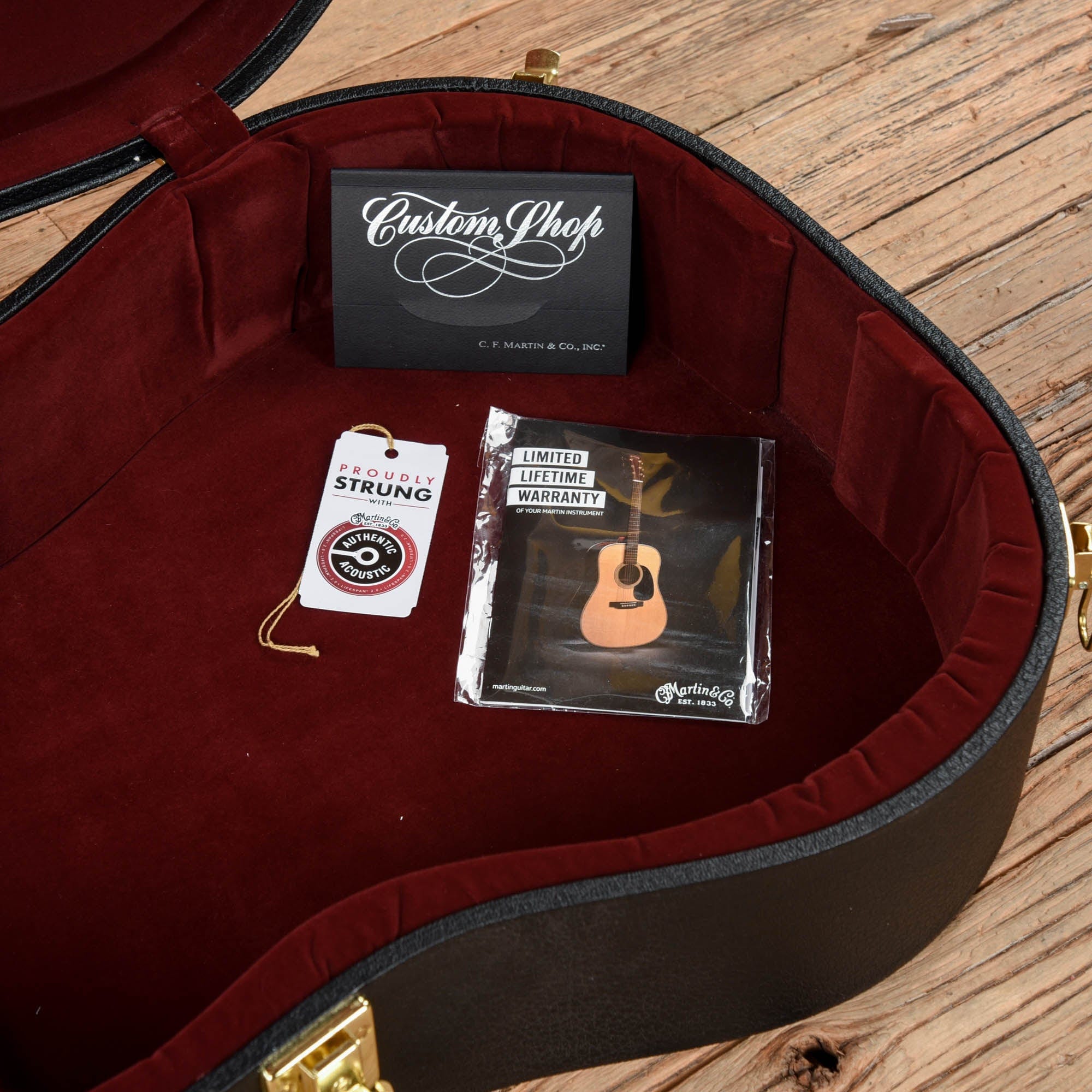 Martin Custom Shop OM Empire Authentic Natural 2022 Acoustic Guitars / OM and Auditorium