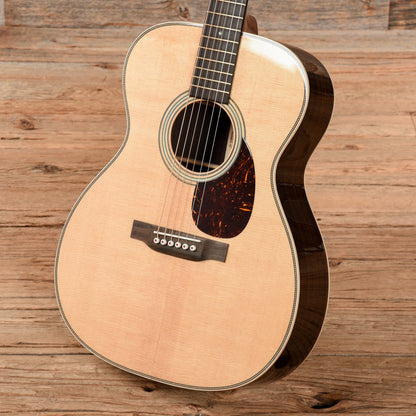 Martin OM-28 Modern Deluxe Acoustic Guitars / OM and Auditorium