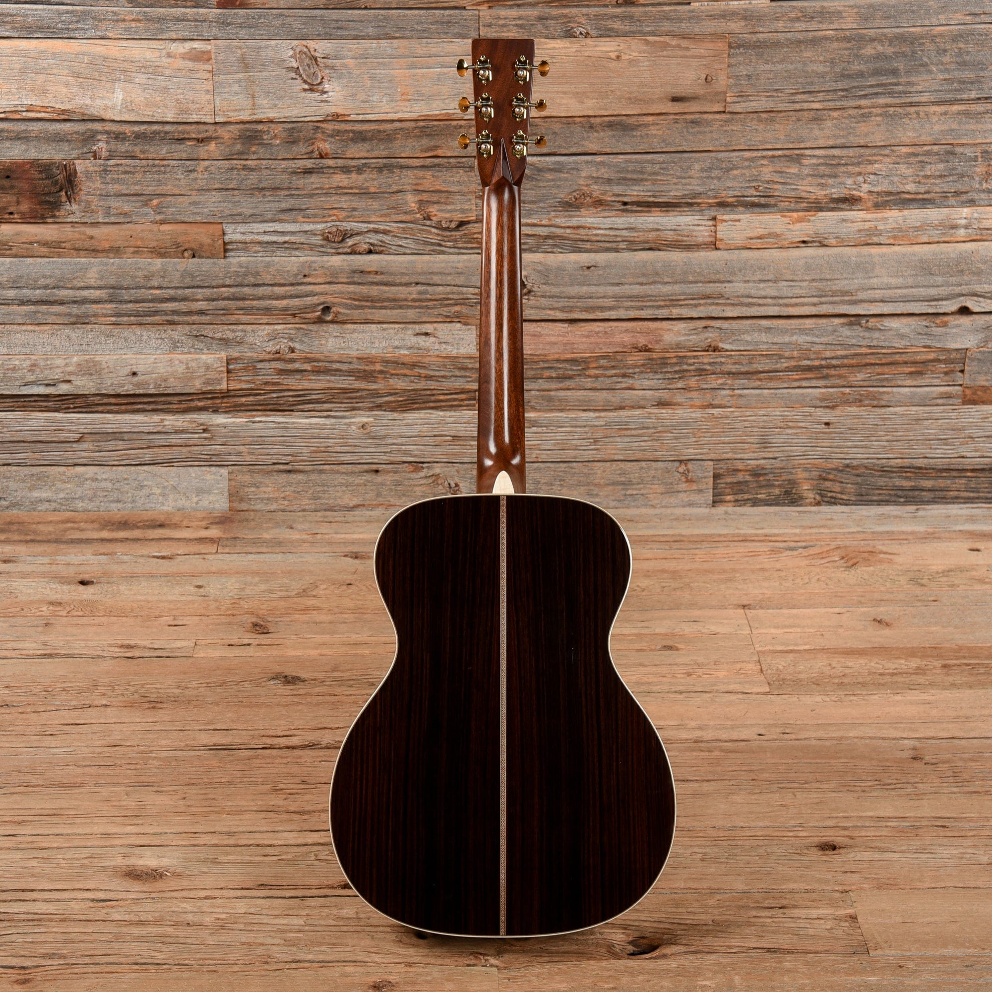 Martin OM-28 Modern Deluxe Acoustic Guitars / OM and Auditorium