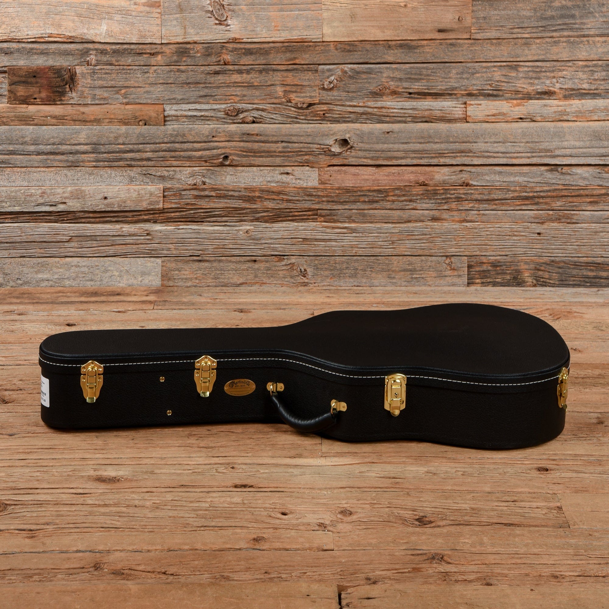 Martin OM-28 Modern Deluxe Acoustic Guitars / OM and Auditorium