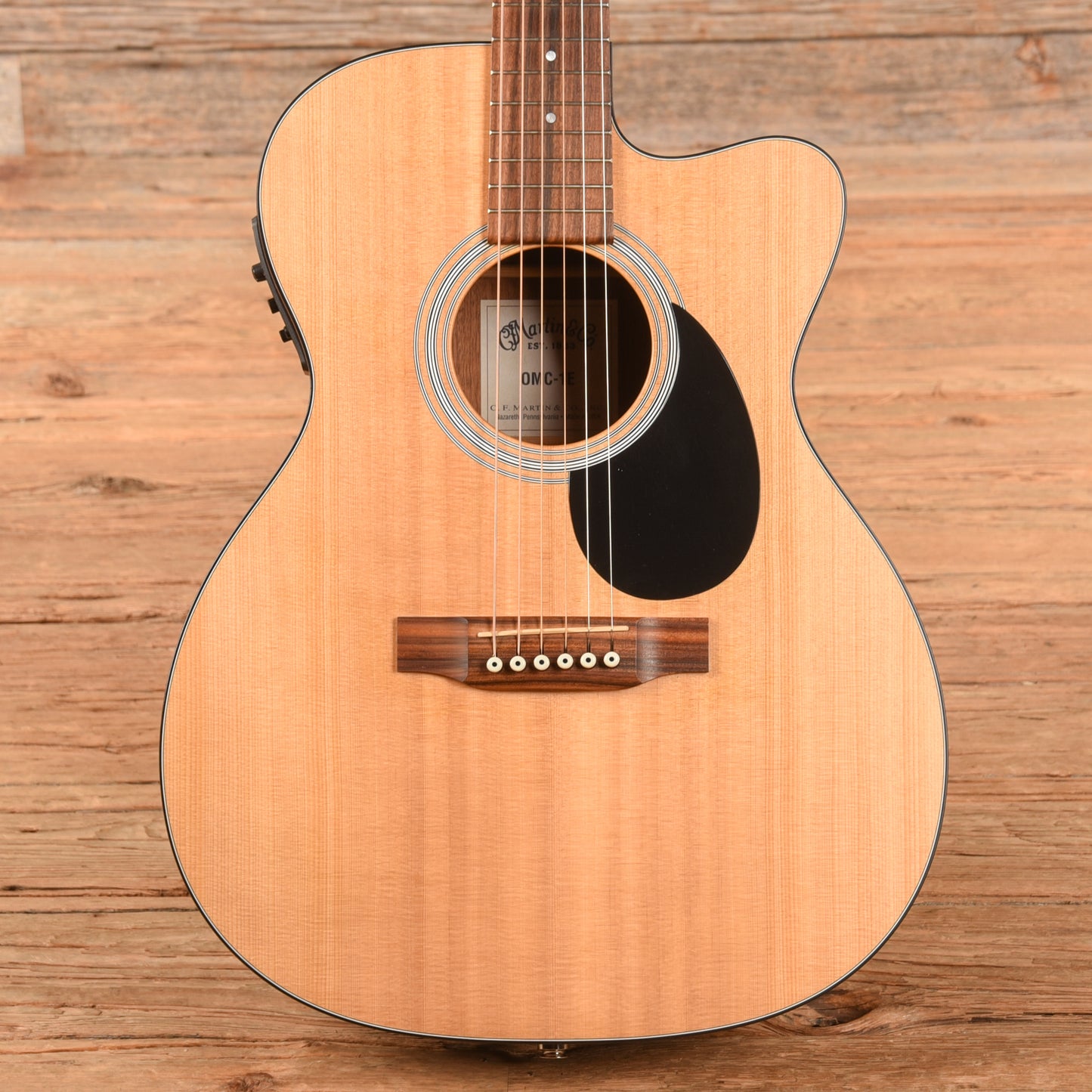 Martin OMC-1E Natural 2010 Acoustic Guitars / OM and Auditorium