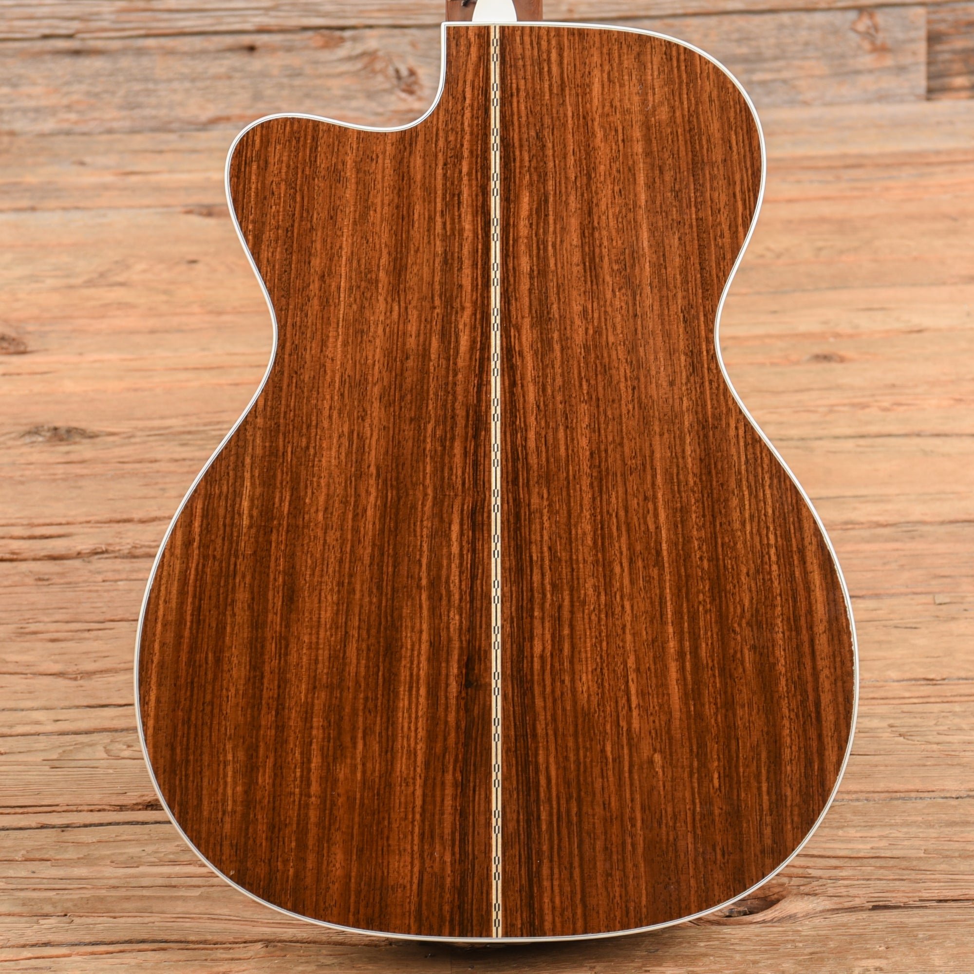 Martin OMC-28E Natural 2013 Acoustic Guitars / OM and Auditorium