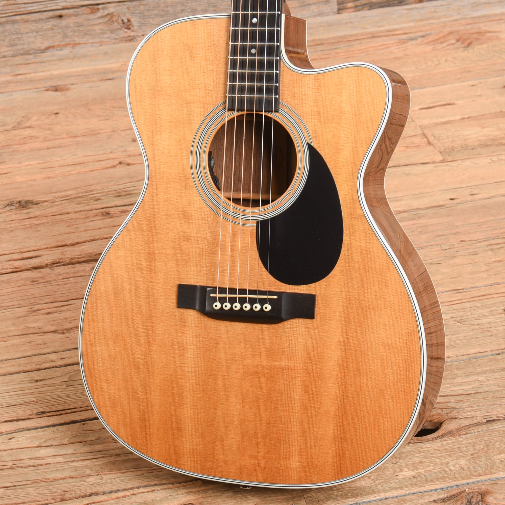 Martin OMC-28E Natural 2013 Acoustic Guitars / OM and Auditorium